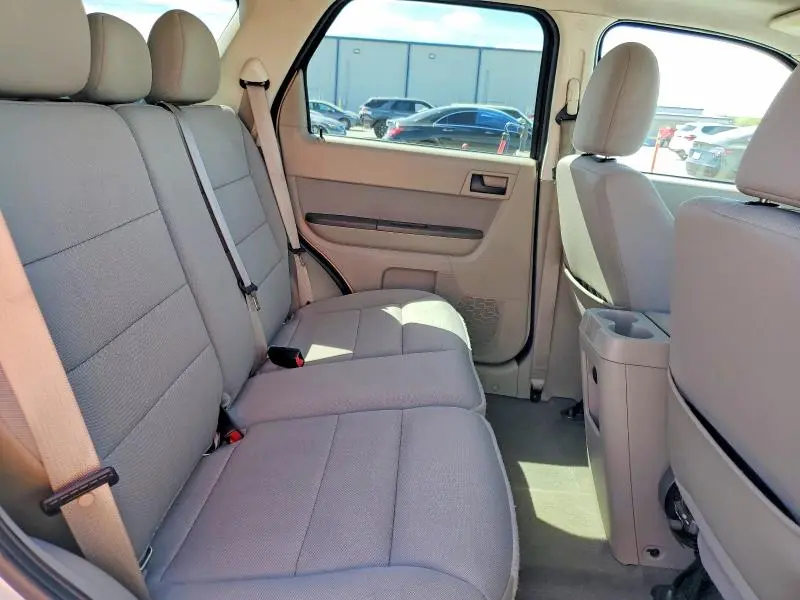 2011 FORD ESCAPE XLT  