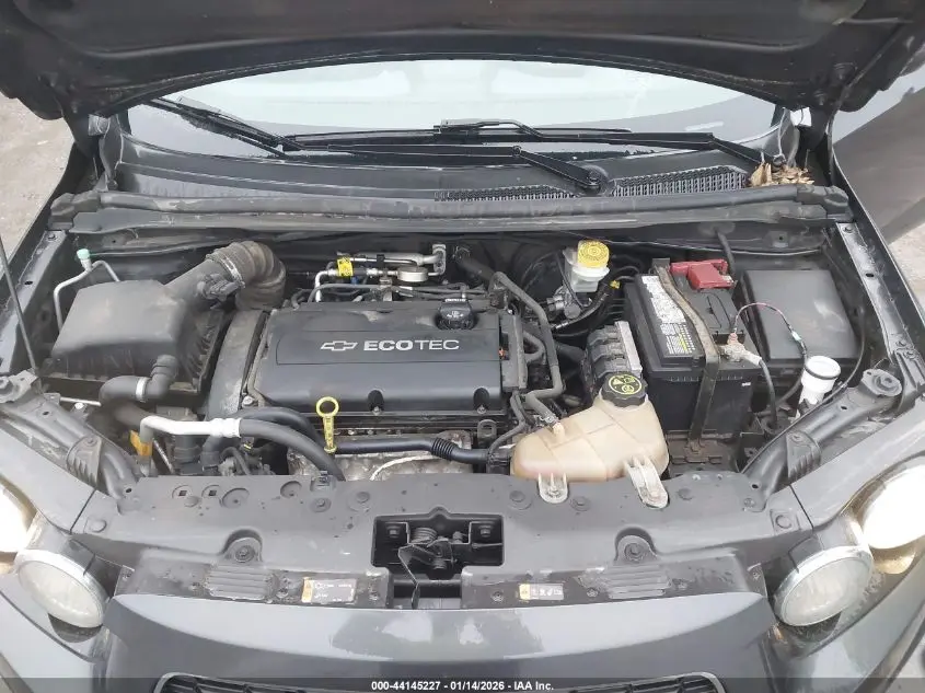 2015 CHEVROLET SONIC LT MANUAL