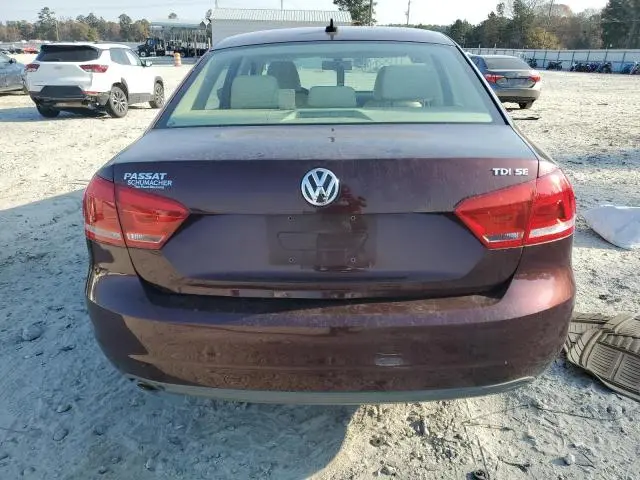 2013 VOLKSWAGEN PASSAT SE  