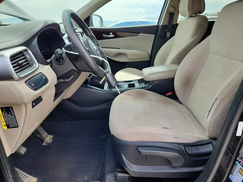 2016 KIA SORENTO LX V6  