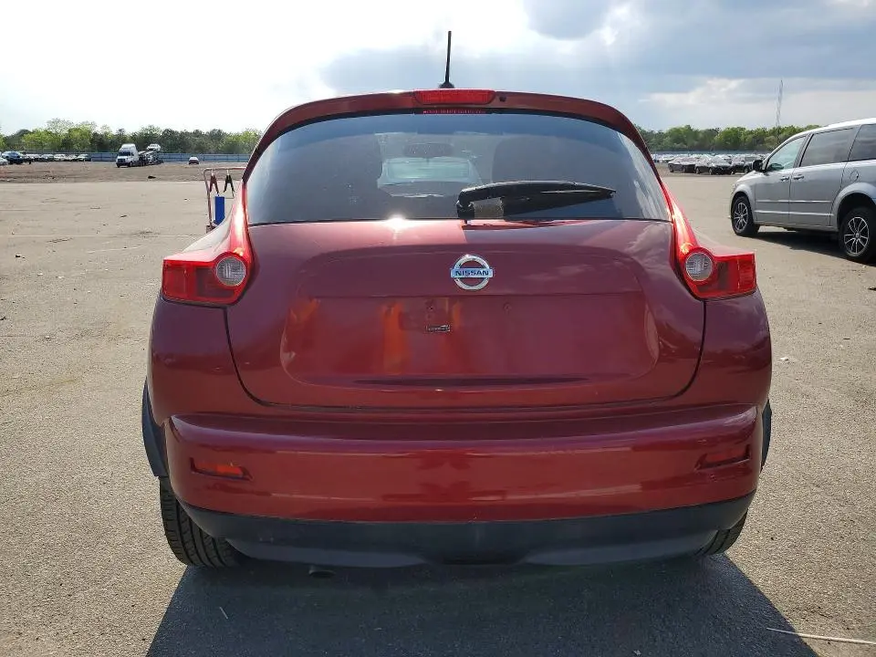 2011 NISSAN JUKE   