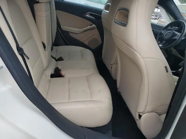 2015 MERCEDES-BENZ CLA 250