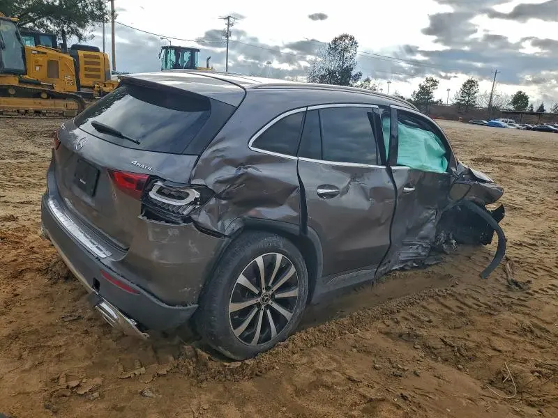2021 MERCEDES-BENZ GLA 250 4MATIC  