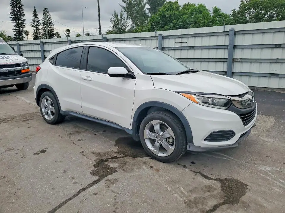 2020 HONDA HR-V LX  
