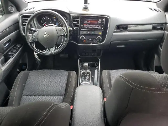 2018 MITSUBISHI OUTLANDER SE  