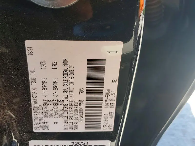2024 TOYOTA TUNDRA SR5  
