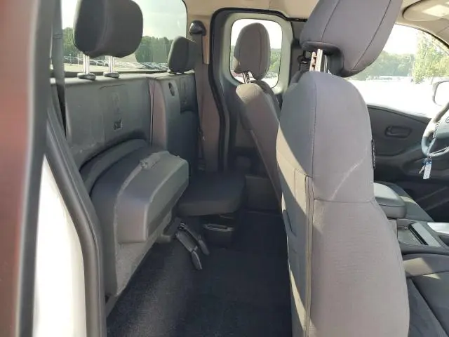 2024 NISSAN FRONTIER S