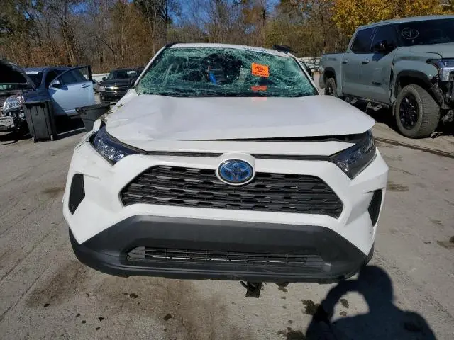 2021 TOYOTA RAV4 LE  