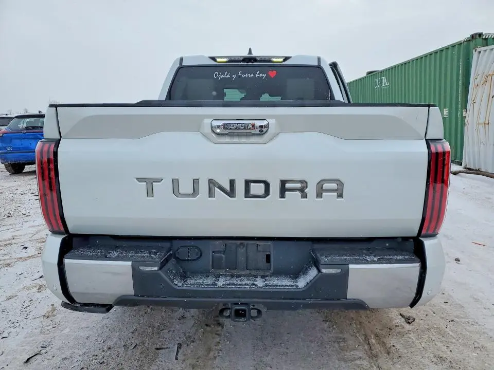 2022 TOYOTA TUNDRA   