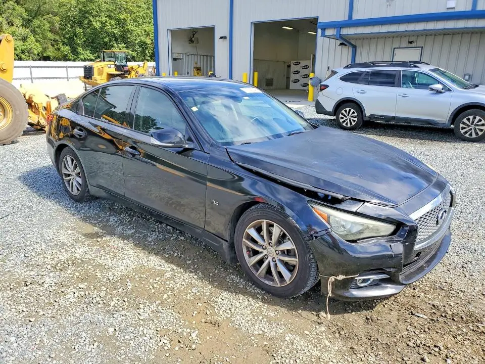 2015 INFINITI Q50 BASE  
