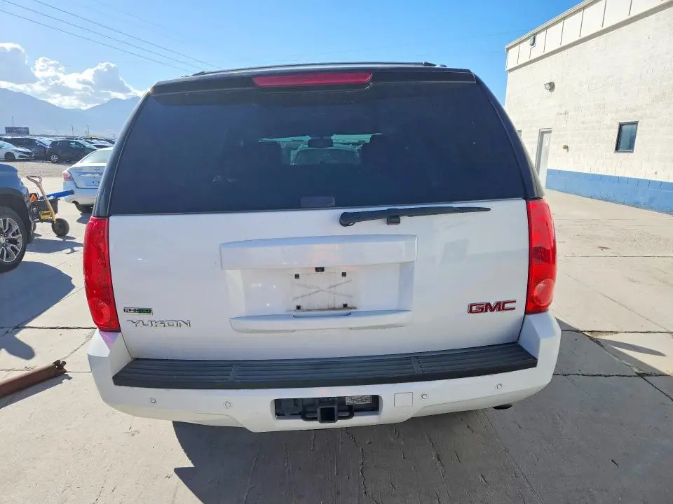 2010 GMC YUKON SLT  