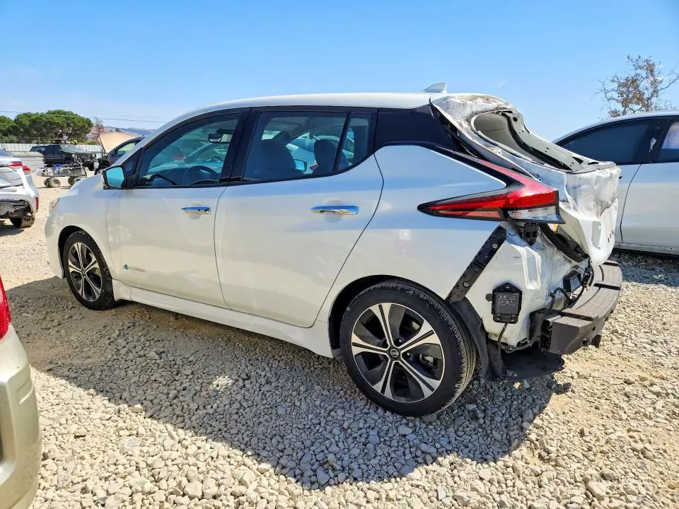 2018 NISSAN LEAF SL  