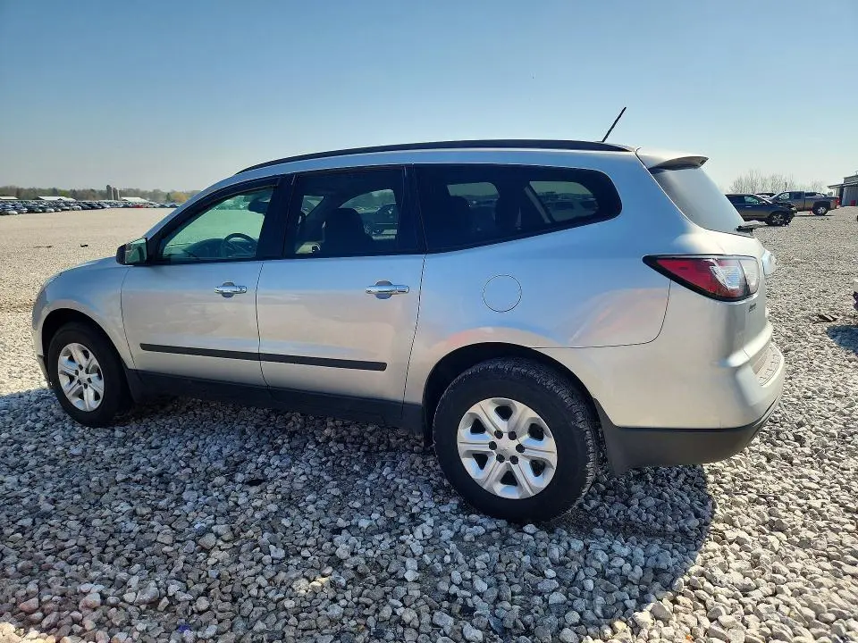 2014 CHEVROLET TRAVERSE LS  