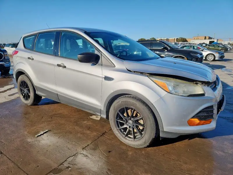 2015 FORD ESCAPE S  