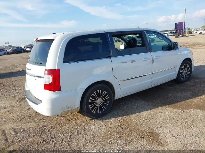 2013 CHRYSLER TOWN & COUNTRY S