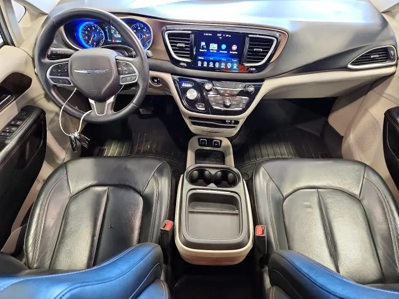 2017 CHRYSLER PACIFICA TOURING L  