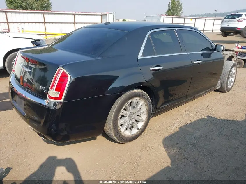 2012 CHRYSLER 300C  