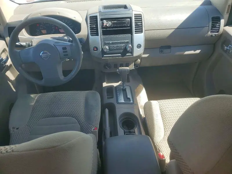 2010 NISSAN FRONTIER SE V6  