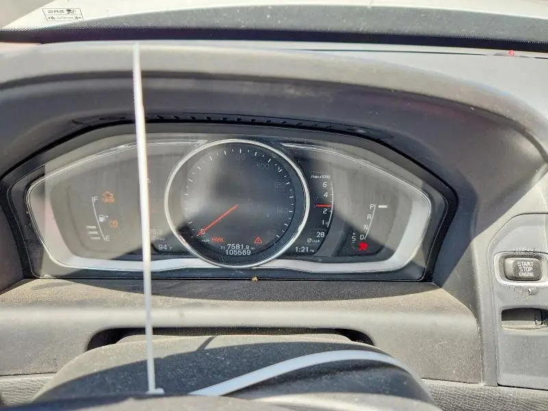 2017 VOLVO XC60 T5 DYNAMIC  