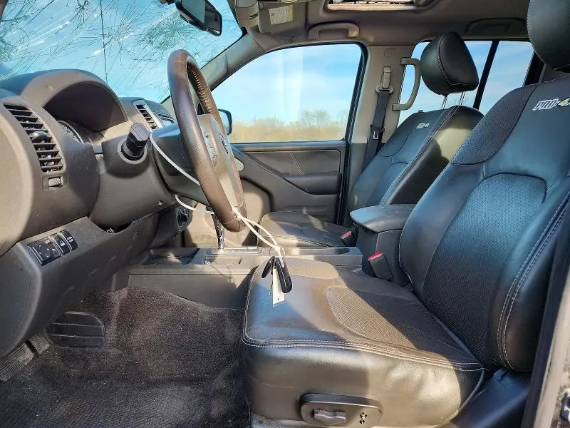 2017 NISSAN FRONTIER PRO-4X  