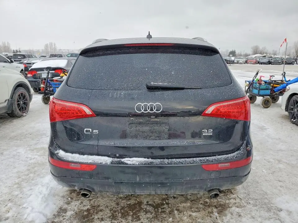 2010 AUDI Q5 PREMIUM PLUS  