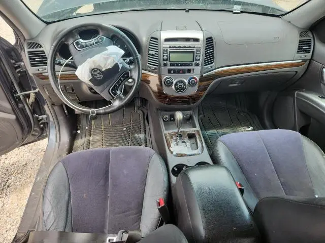 2011 HYUNDAI SANTA FE SE  
