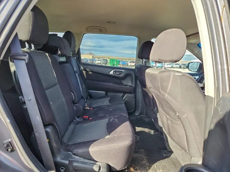 2017 NISSAN PATHFINDER S  