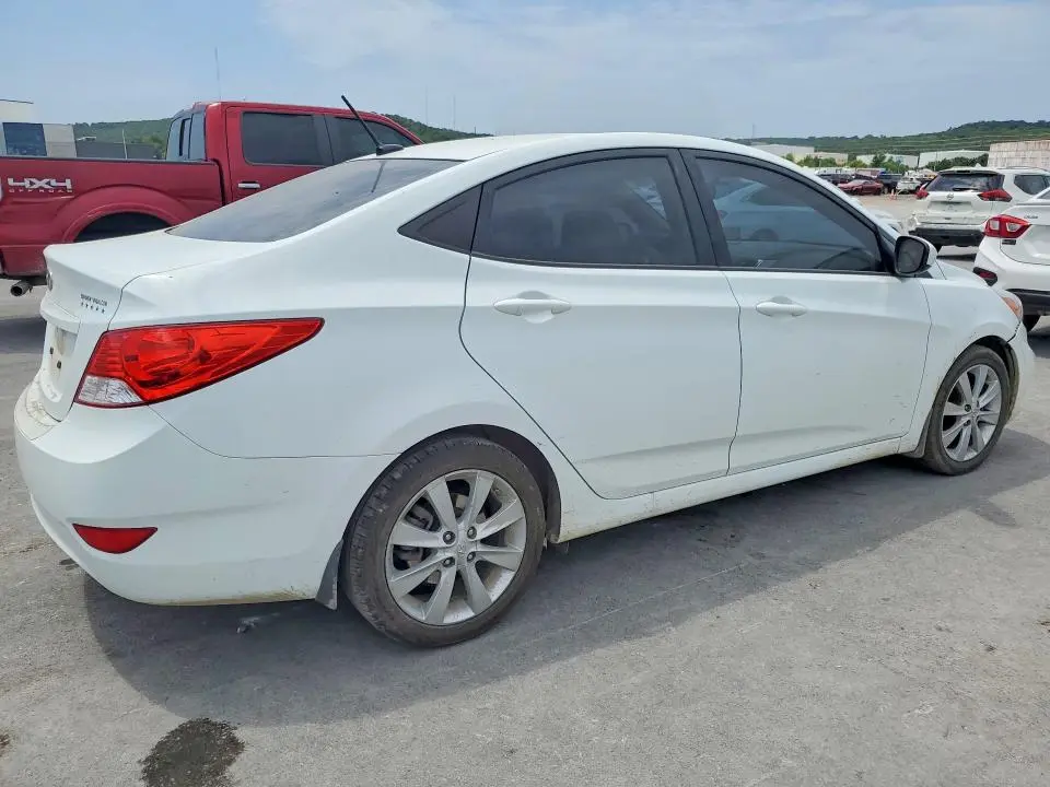 2014 HYUNDAI ACCENT GLS  