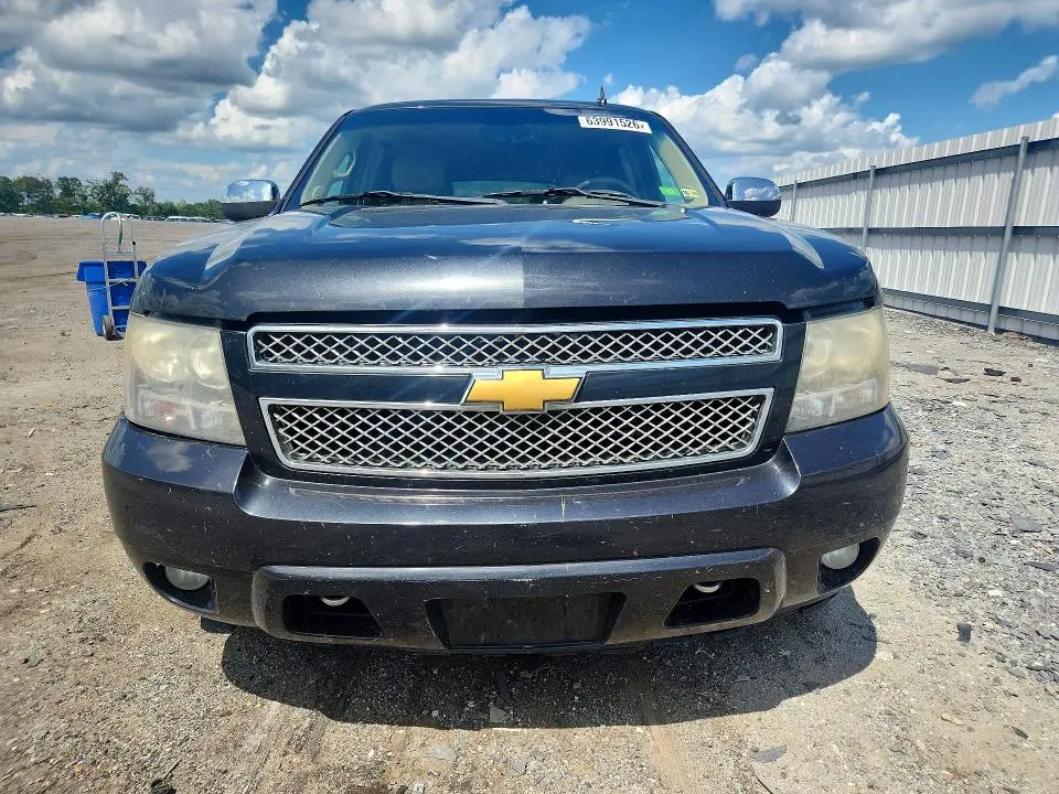 2011 CHEVROLET SUBURBAN K1500 LTZ  