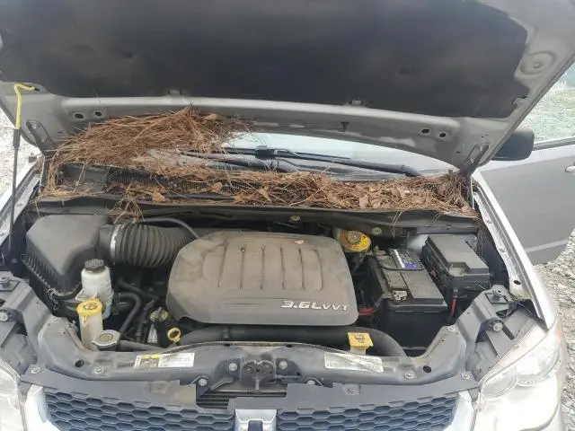 2018 DODGE GRAND CARAVAN SE  