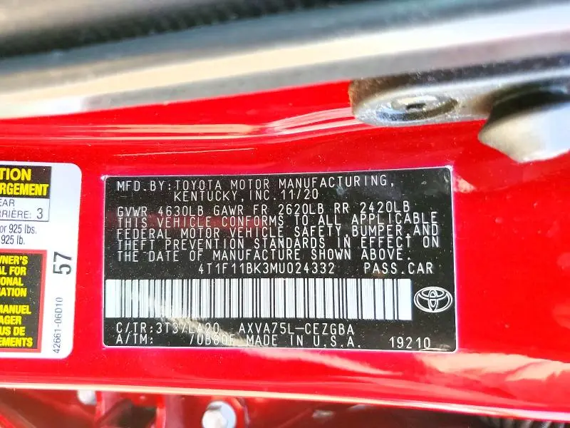 2021 TOYOTA CAMRY XLE  