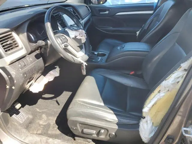 2017 TOYT HIGHLANDER