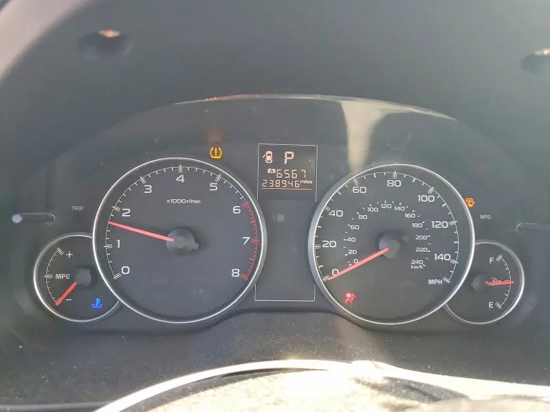 2013 SUBARU OUTBACK 2.5I  