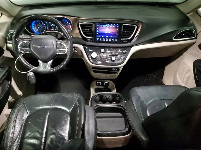 2017 CHRYSLER PACIFICA TOURING L  