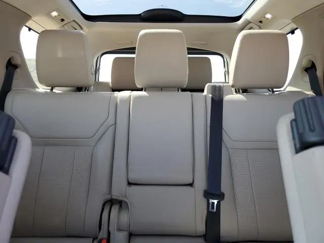 2018 LAND ROVER DISCOVERY SE  