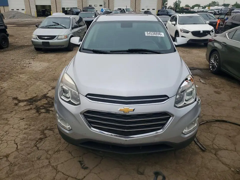 2017 CHEVROLET EQUINOX LT  