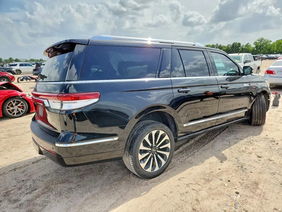 2022 LINCOLN NAVIGATOR L RESERVE  