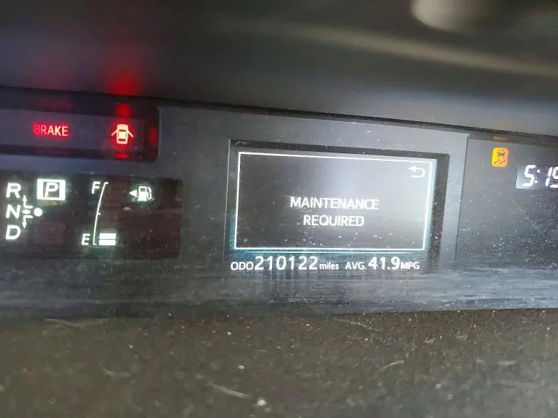 2015 TOYOTA PRIUS V THREE  