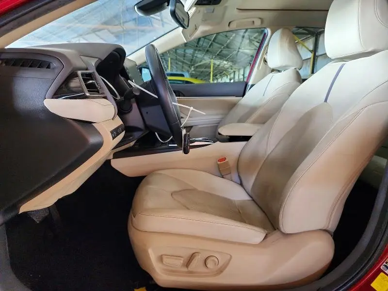 2022 TOYOTA CAMRY XLE  