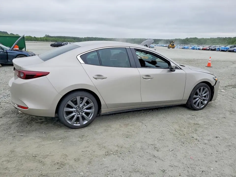 2024 MAZDA 3 PREFERRED  