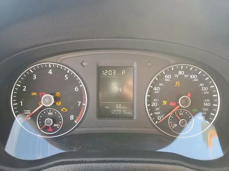 2014 VOLKSWAGEN PASSAT S  