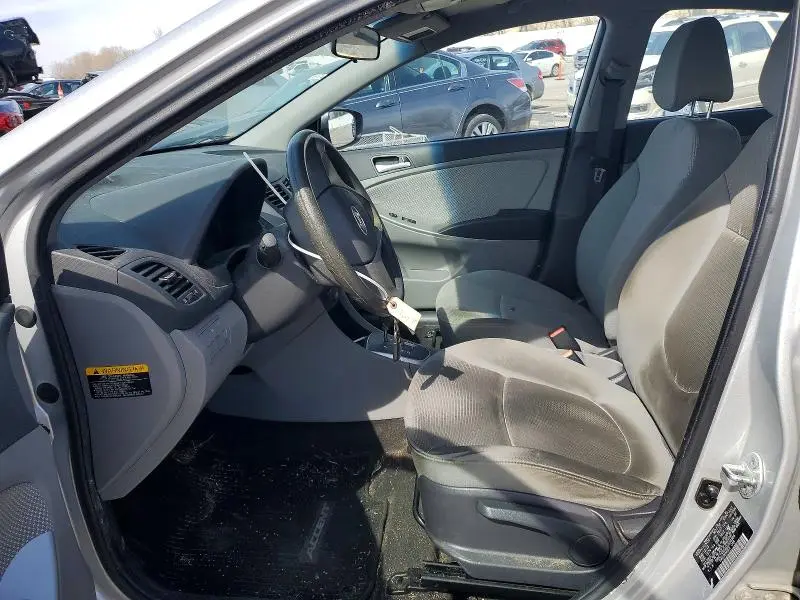 2013 HYUNDAI ACCENT GLS  