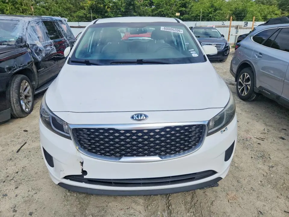 2016 KIA SEDONA L  