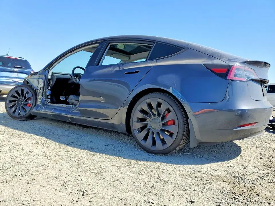2021 TESLA MODEL 3   
