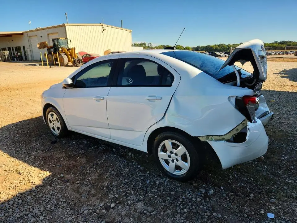 2015 CHEVROLET SONIC LS  