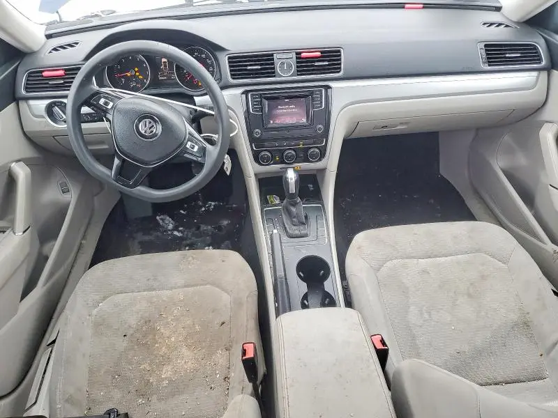2016 VOLKSWAGEN PASSAT S  