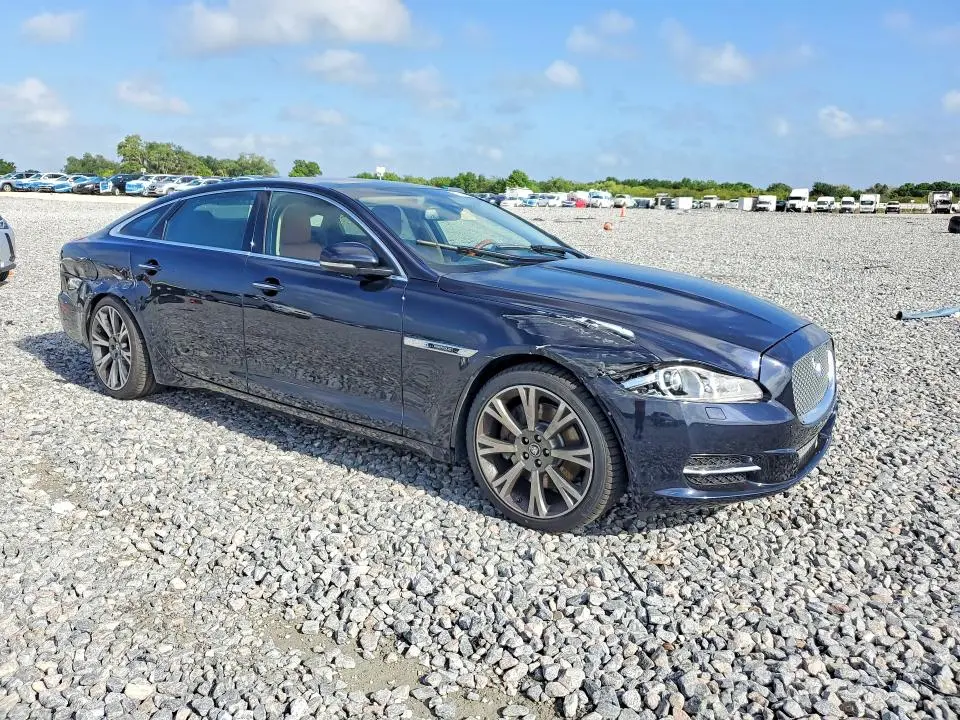 2012 JAGUAR XJL   