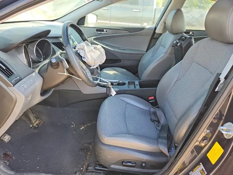 2011 HYUNDAI SONATA SE  
