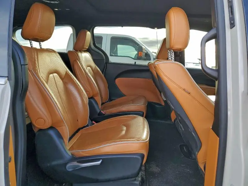 2021 CHRYSLER PACIFICA HYBRID PINNACLE  