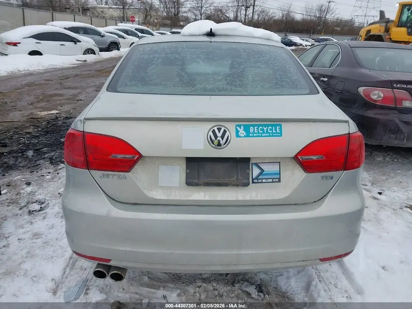 2011 VOLKSWAGEN JETTA 2.0L TDI